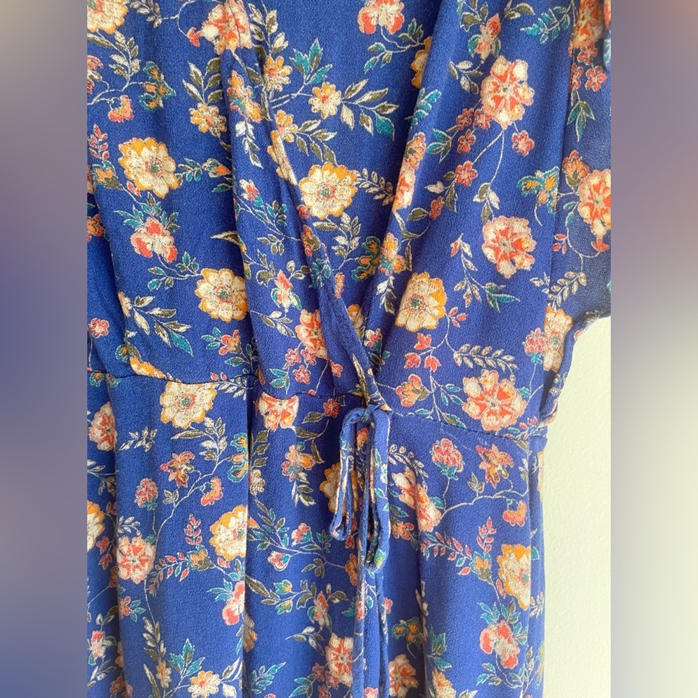 Whimsy Xhilaration Blue Floral Wrap-Style Dress – Size S - Picture 3 of 6